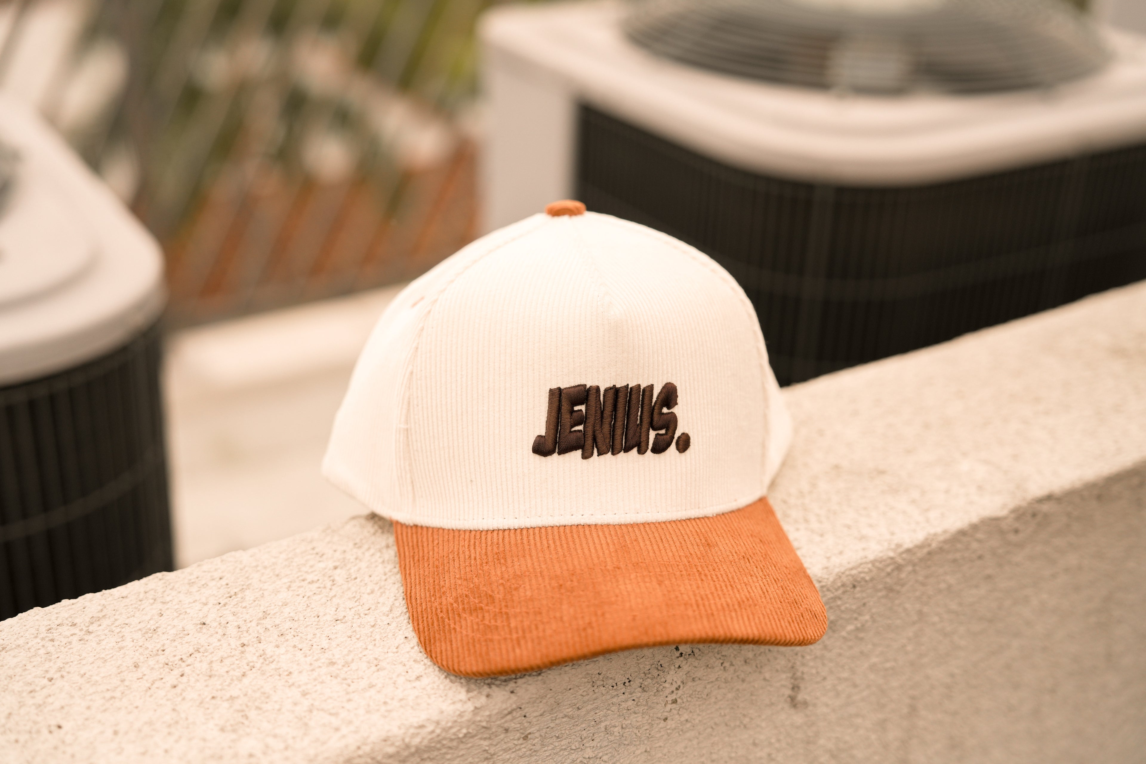 Jenius. Corduroy
