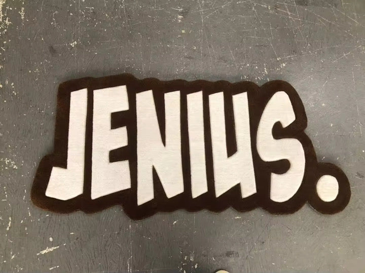 Jenius. Rug